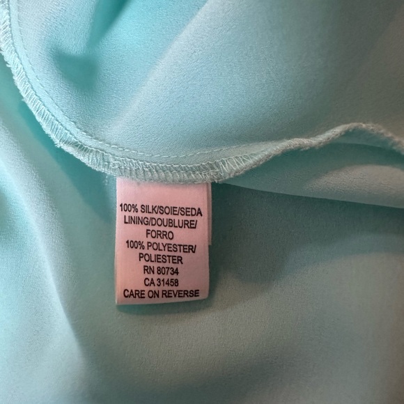 EUC BCBG MAX AZRIA Peacock pattern Hi-Low Dress 2006 Size 8 - Picture 13 of 16